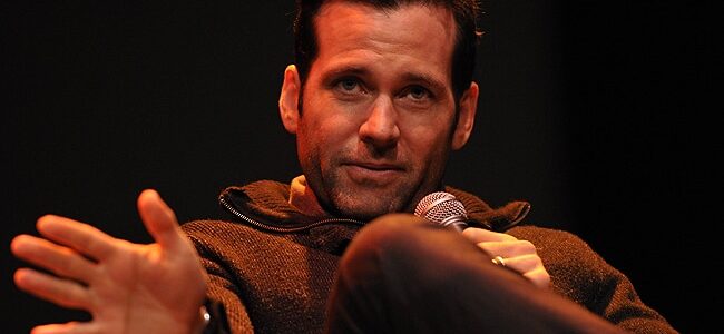 Eion Bailey - Convention Fairy Tales