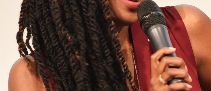 Jerrika Hinton - GreysCon