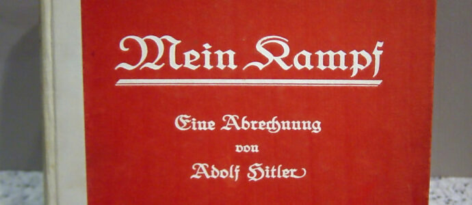 "Mein Kampf", le livre polémique dans les librairies dès 2016