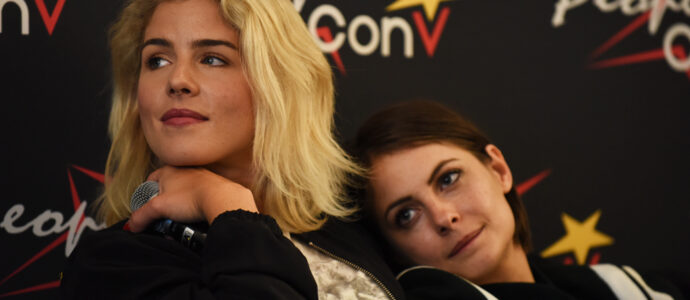 Willa Holland et Emily Bett Rickards - panel Super Heroes Con 2 - photo : Roster Con / Youbecom