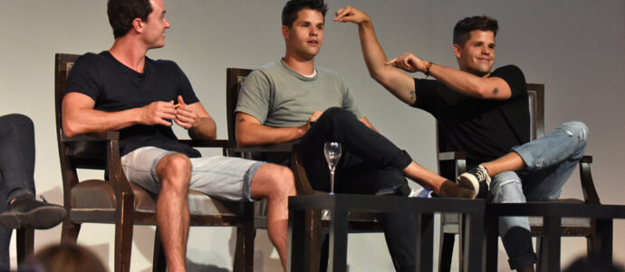 The Full Moon Is Coming Back Again - Ryan Kelley, Max Carver & Charlie Carver - Photo : Rostercon.com / Youbecom.fr