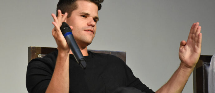 The Full Moon Is Coming Back - Max Carver - Photo : rostercon/youbecom