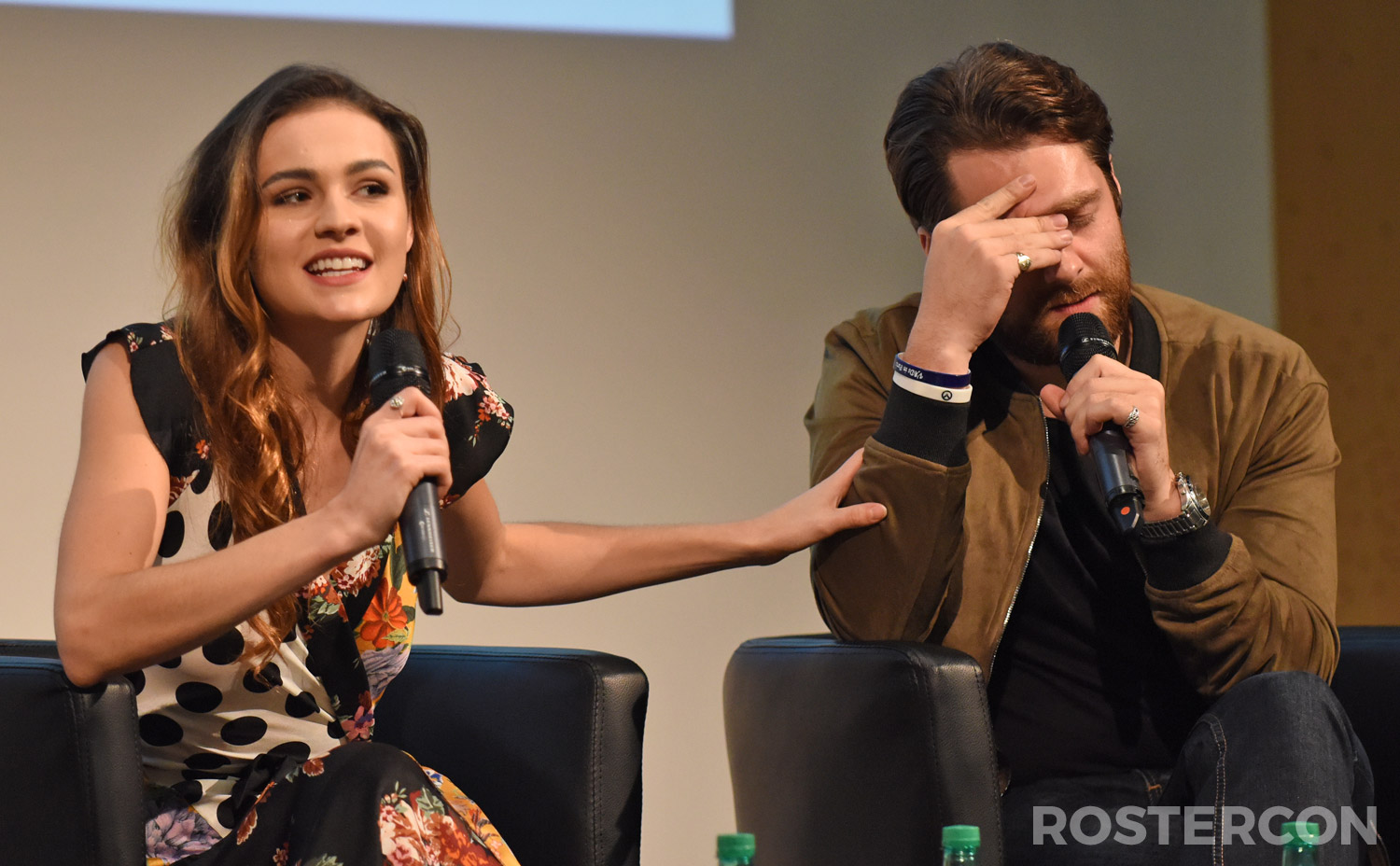 Panel Sophie Skelton & Richard Rankin - Outlander - The Land Con