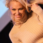Pamela Anderson &ndash; Paris Manga & Sci-Fi Show 25