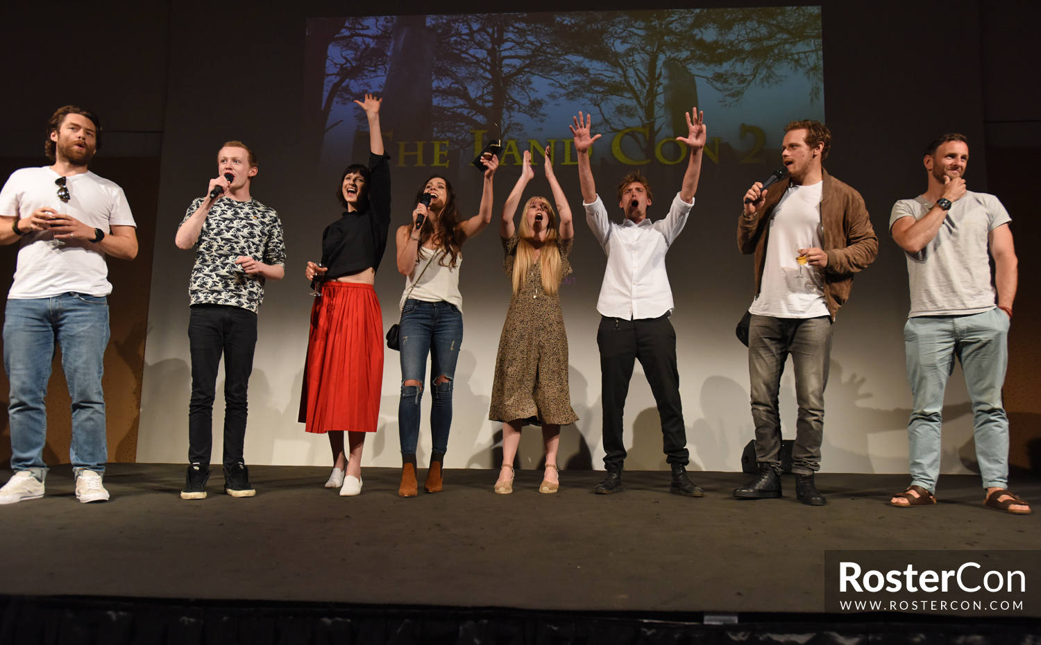 The Land Con 3 : The cast of Outlander will be back in Paris