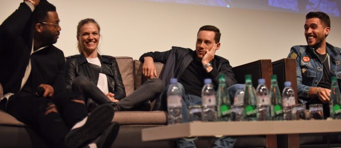 Q&A Chicago PD - Jesse Lee Soffer, Josh Segarra, LaRoyce Hawkins, Tracy Spiridakos - Don't Mess With Chicago 3