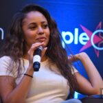 Panel Vanessa Morgan & Nathalie Boltt &ndash; Riverdale &ndash; Rivercon 2