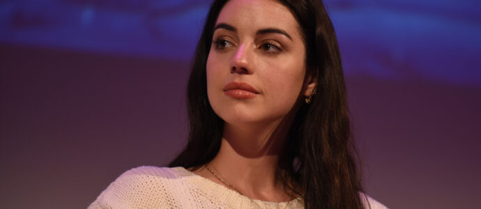 Q&A Adelaide Kane - Reign - Long May She Reign Convention