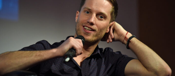 Panel Celina Sinden & Jonathan Keltz – Long May She Reign