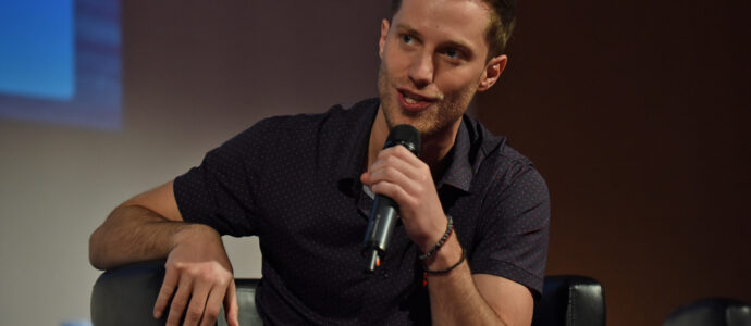 Panel Celina Sinden & Jonathan Keltz – Long May She Reign