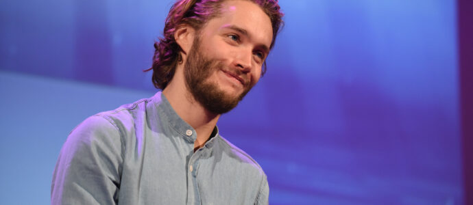 Toby Regbo - Convention Reign - Long May She Reign