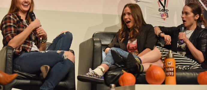 Panel Wynonna Earp - Melanie Scrofano, Dominique Provost-Chalkley & Katherine Barrell - For The Love of Fandoms