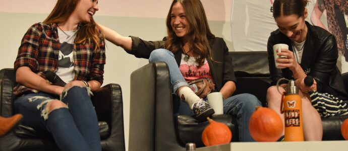 Panel Wynonna Earp - Melanie Scrofano, Dominique Provost-Chalkley & Katherine Barrell - For The Love of Fandoms