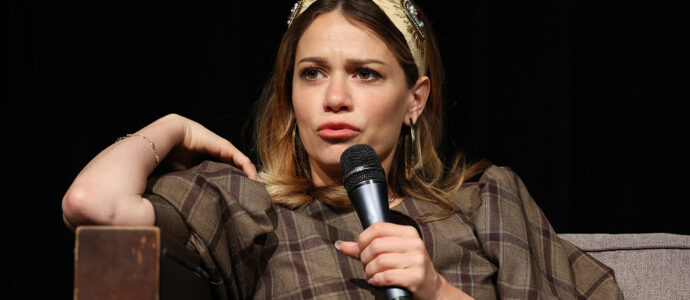 Bethany Joy Lenz - One Tree Hill (Les Fr&egrave;res Scott) - 1, 2, 3 Ravens! 2