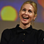 Kelly Rutherford – Gossip Girl – You Know You Love Me