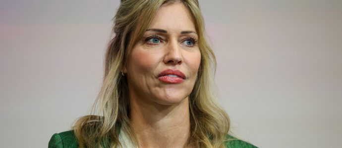 Tricia Helfer - Lucifer, Burn Notice - Straight Outta Hell