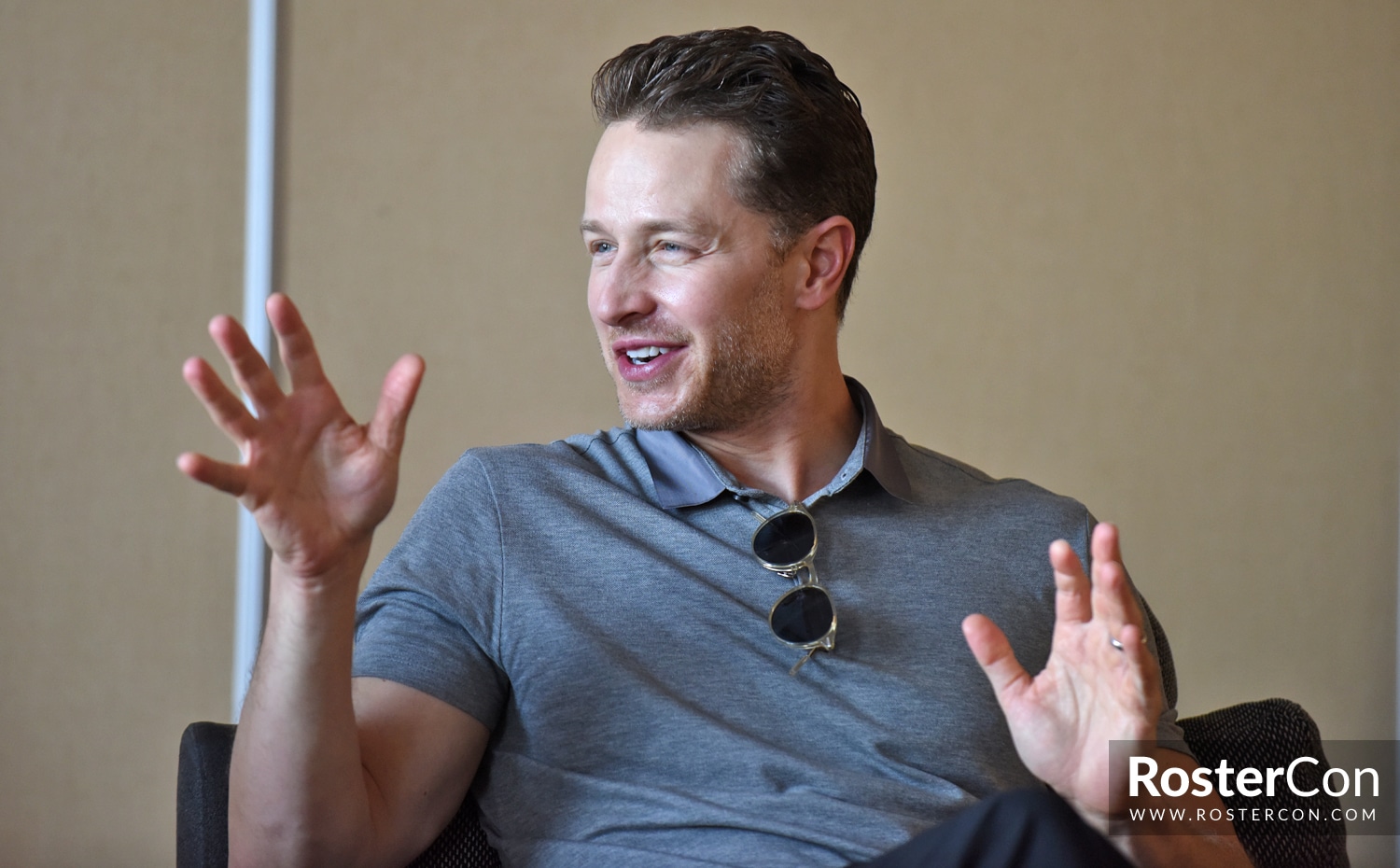 Josh Dallas - The Happy Ending Convention 3 - Once Upon A Time
