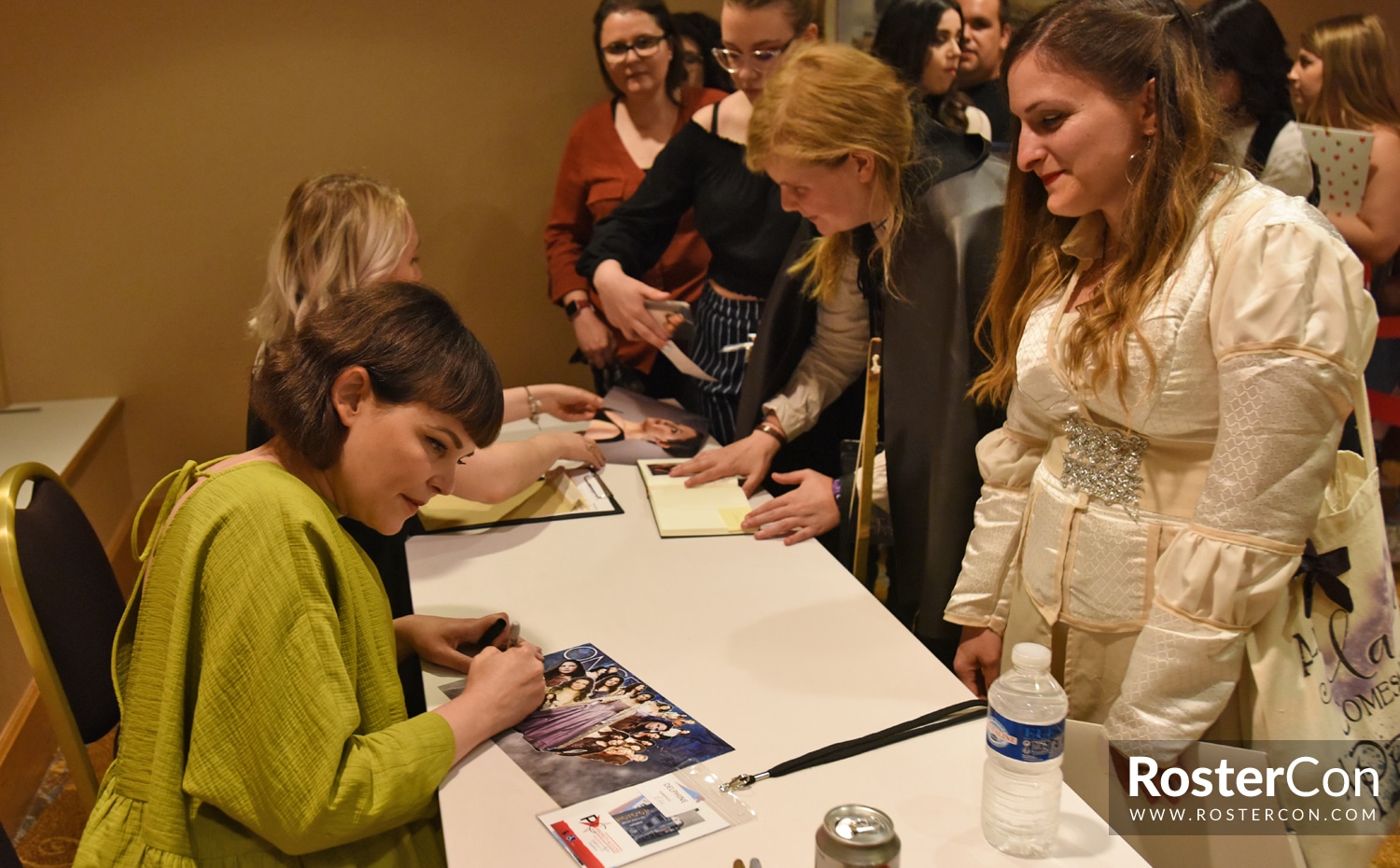 Ginnifer Goodwin - The Happy Ending Convention 3 - Once Upon A Time