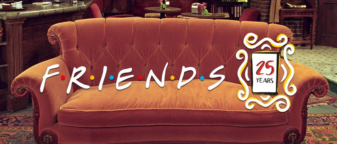 Comic Con Paris : celui qui se faisait prendre en photo sur le canap&eacute; de Friends