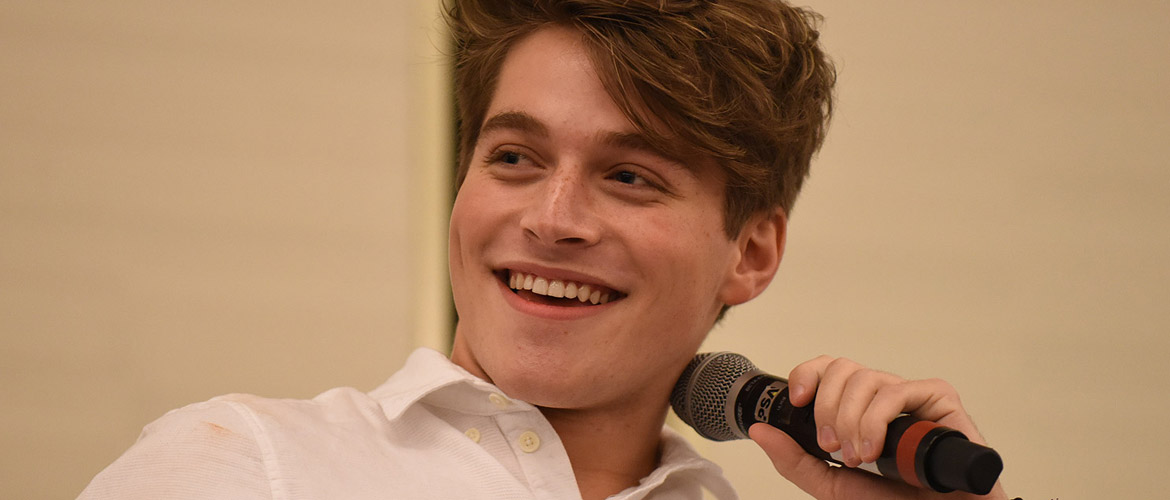Teen Wolf : Froy Gutierrez participera à la convention Howl at the Moon 4