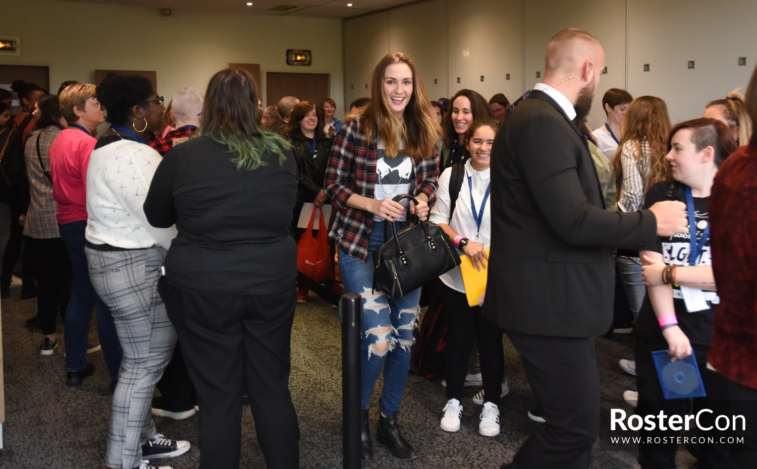 Kat Barrell - For The Love of Fandoms - Wynonna Earp