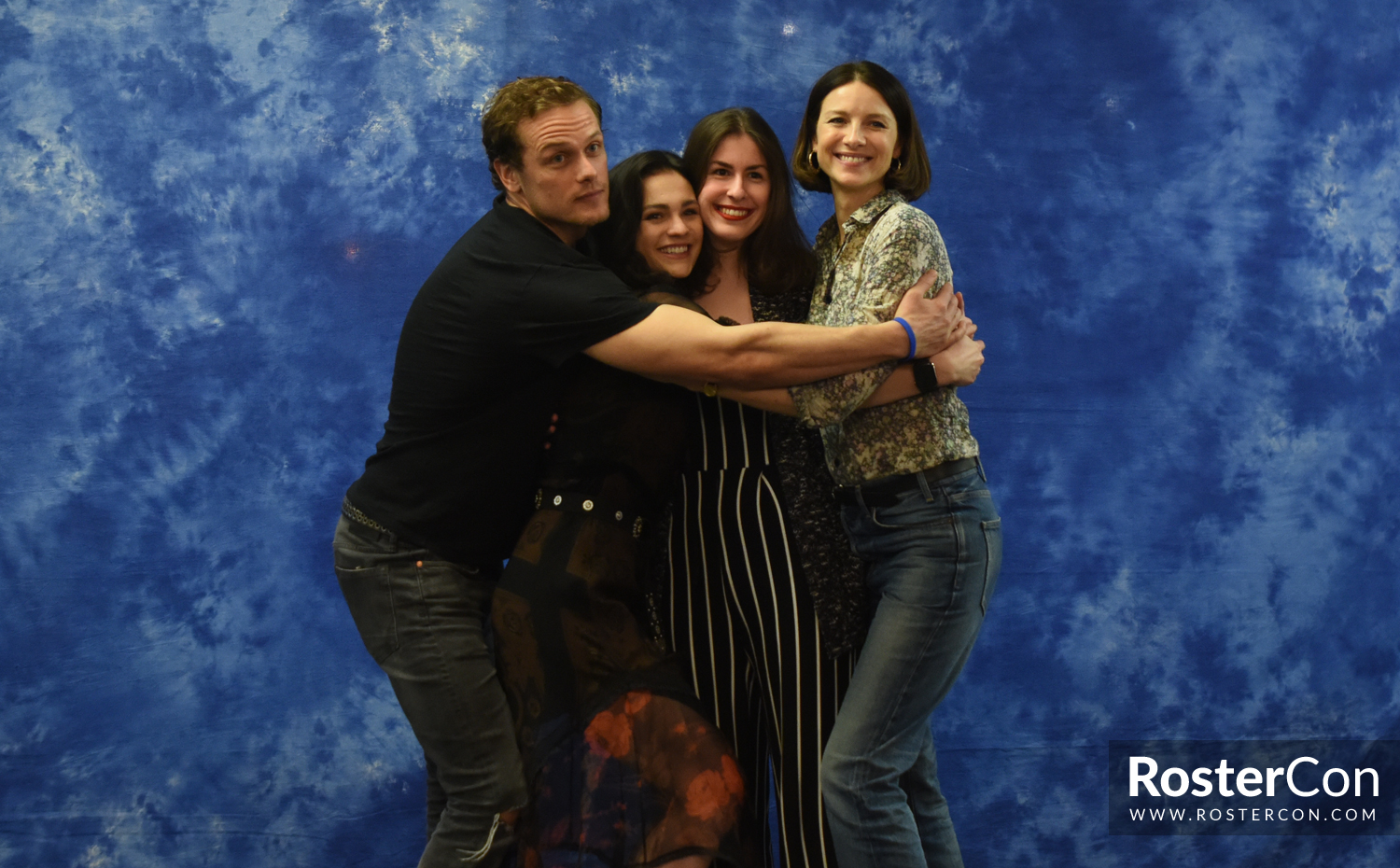 Sam Heughan, Sophie Skelton & Caitriona Balfe - The Land Con 3 - Outlander