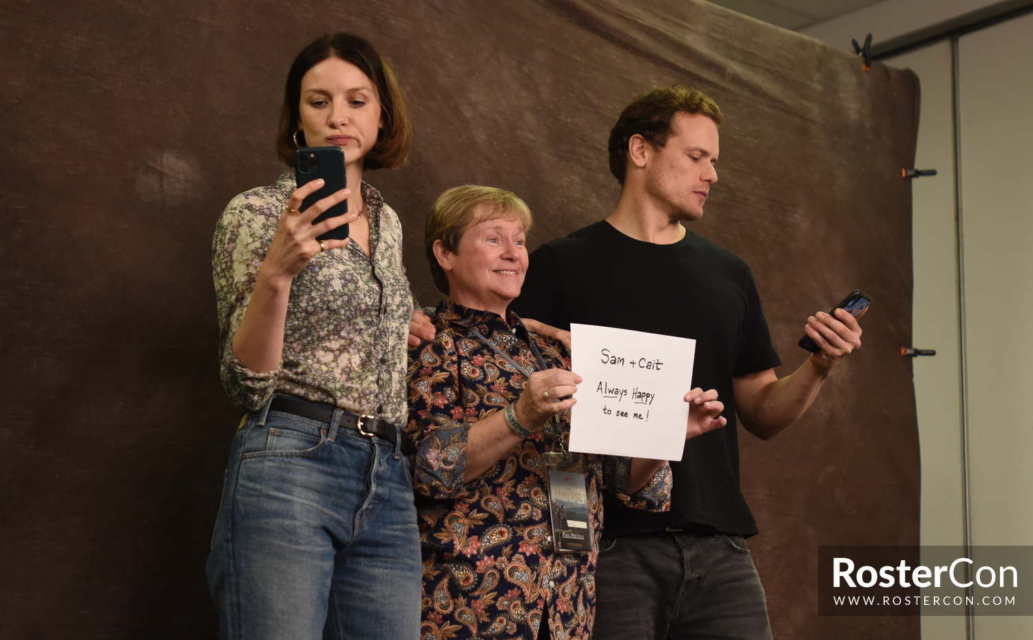 Caitriona Balfe & Sam Heughan - The Land Con 3 - Outlander