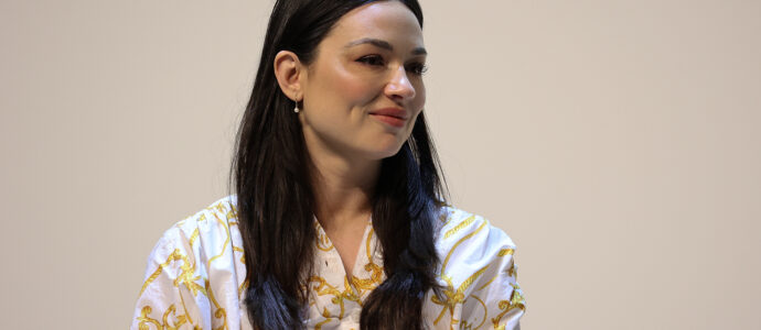 Crystal Reed - Teen Wolf, Swamp Thing - Dream It Not At Home