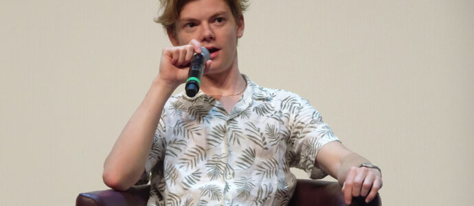 Thomas Brodie-Sangster - Love Actually, Godless - Dream It Not At Home
