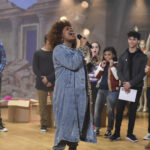 Photo High School Musical: The Musical: The Series &ndash; Episode 108: The Tech Rehearsal - Dara Renee (Kourtney), Matt Cornett (EJ) & Kate Reinders (Miss Jenn)