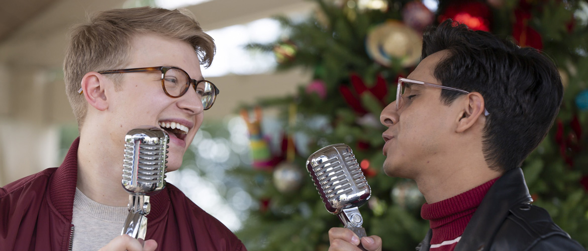 Discover the High School Musical: The Musical: The Holiday Special trailer
