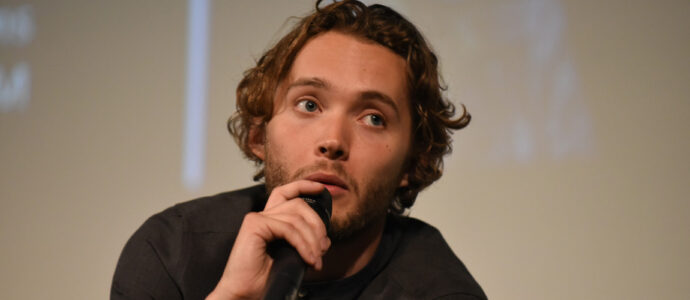 Reign: Toby Regbo, surprise guest at the Dream It At Home 10