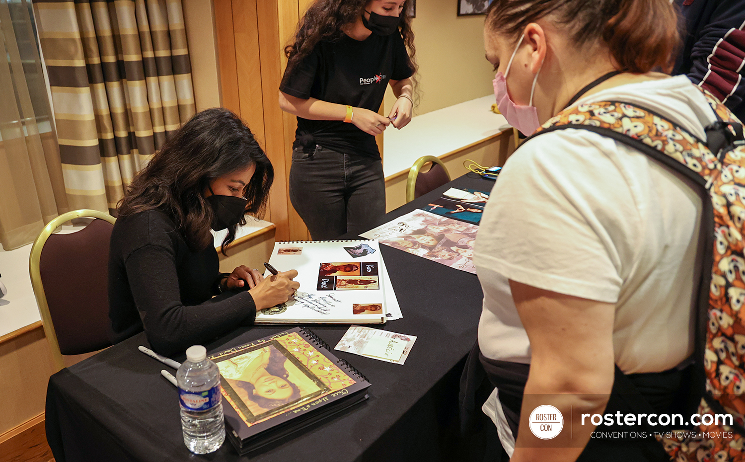 Karen David - Once Upon A Time - The Happy Ending Convention 4
