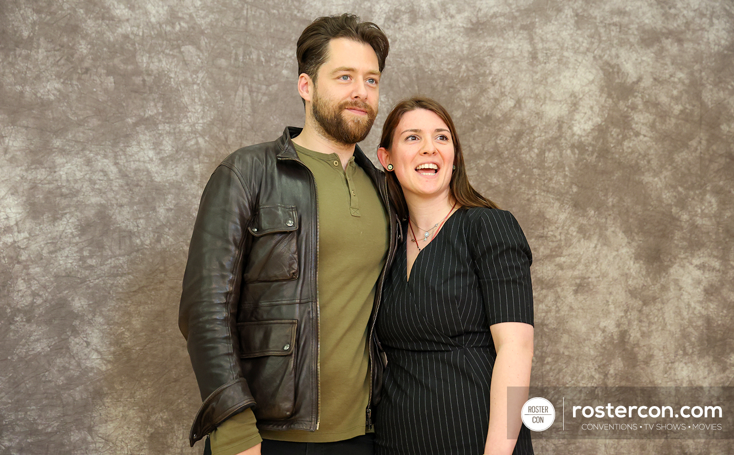 Photoshoot - Richard Rankin - The Land Con 4 - Outlander