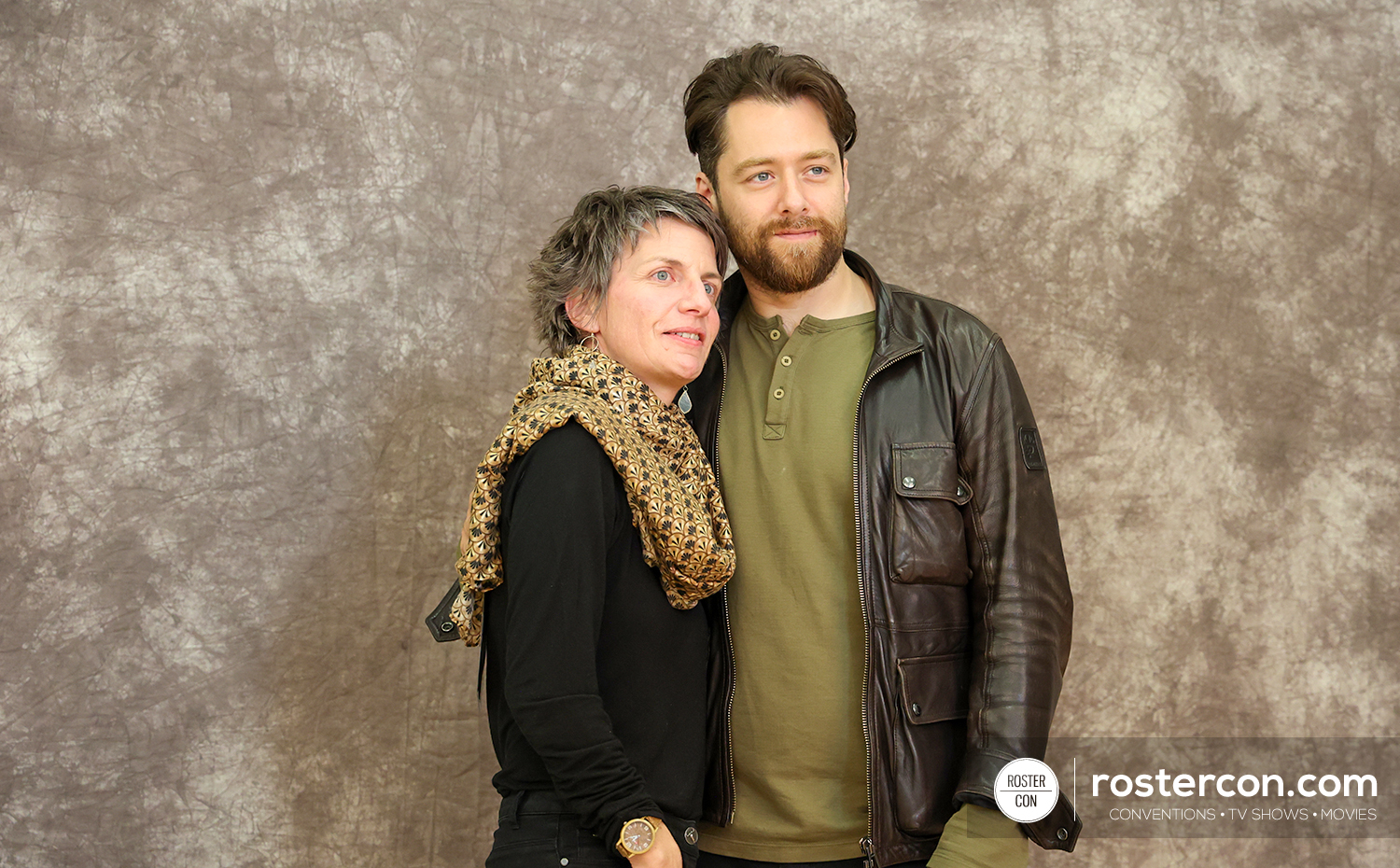 Photoshoot - Richard Rankin - The Land Con 4 - Outlander