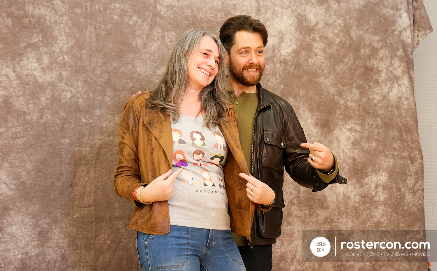 Photoshoot - Richard Rankin - The Land Con 4 - Outlander