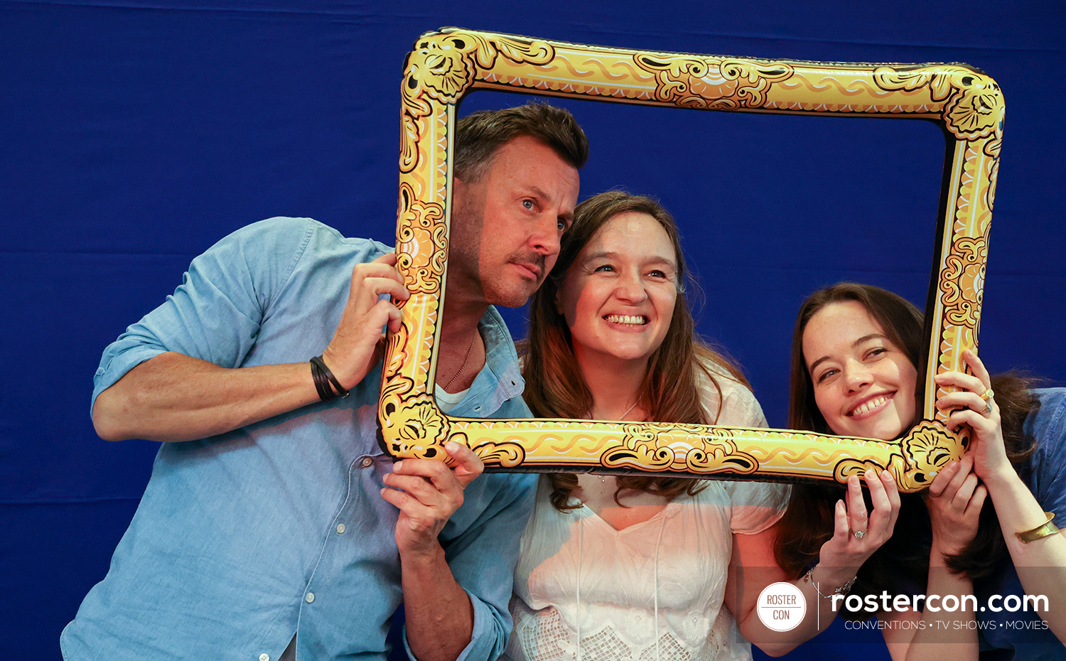 Photoshoot - Craig Parker & Anna Popplewell - Reign - Long May She Reign 2