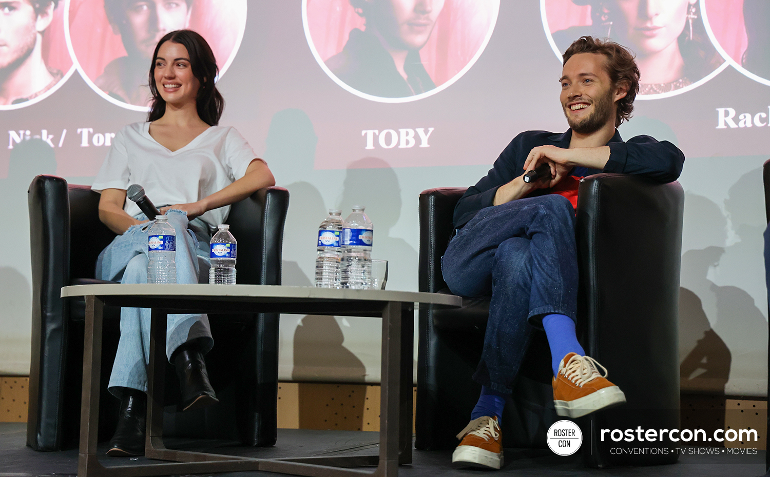 Adelaide Kane & Toby Regbo - Reign - Long May She Reign 2