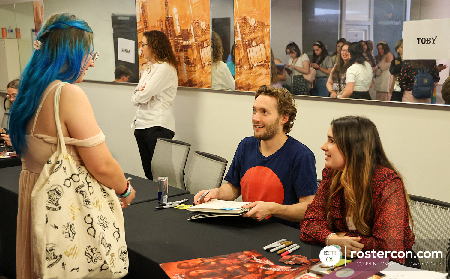 Autographes - Toby Regbo - Long May She Reign 2 - Reign