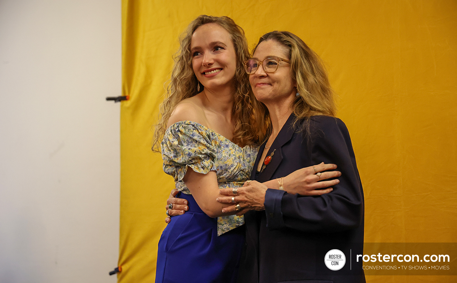 Photoshoot - Megan Follows - Long May She Reign 2 - Reign