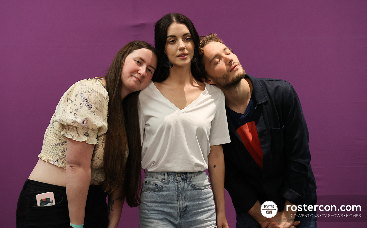 Photoshoot - Adelaide Kane & Toby Regbo - Reign - Long May She Reign 2