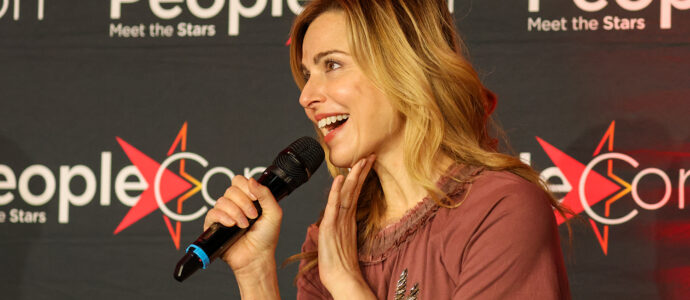 Cara Buono - Stranger Things - Stranger Fan Meet 6