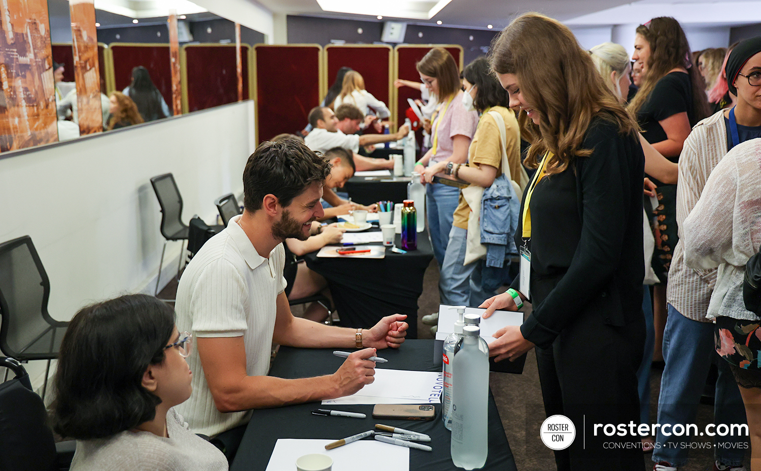 Autographs - Ben Barnes - Shadow and Bone - A Storm of Crows and Shadows