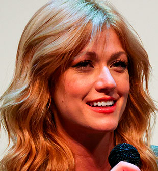 TV / Movie convention with Katherine McNamara