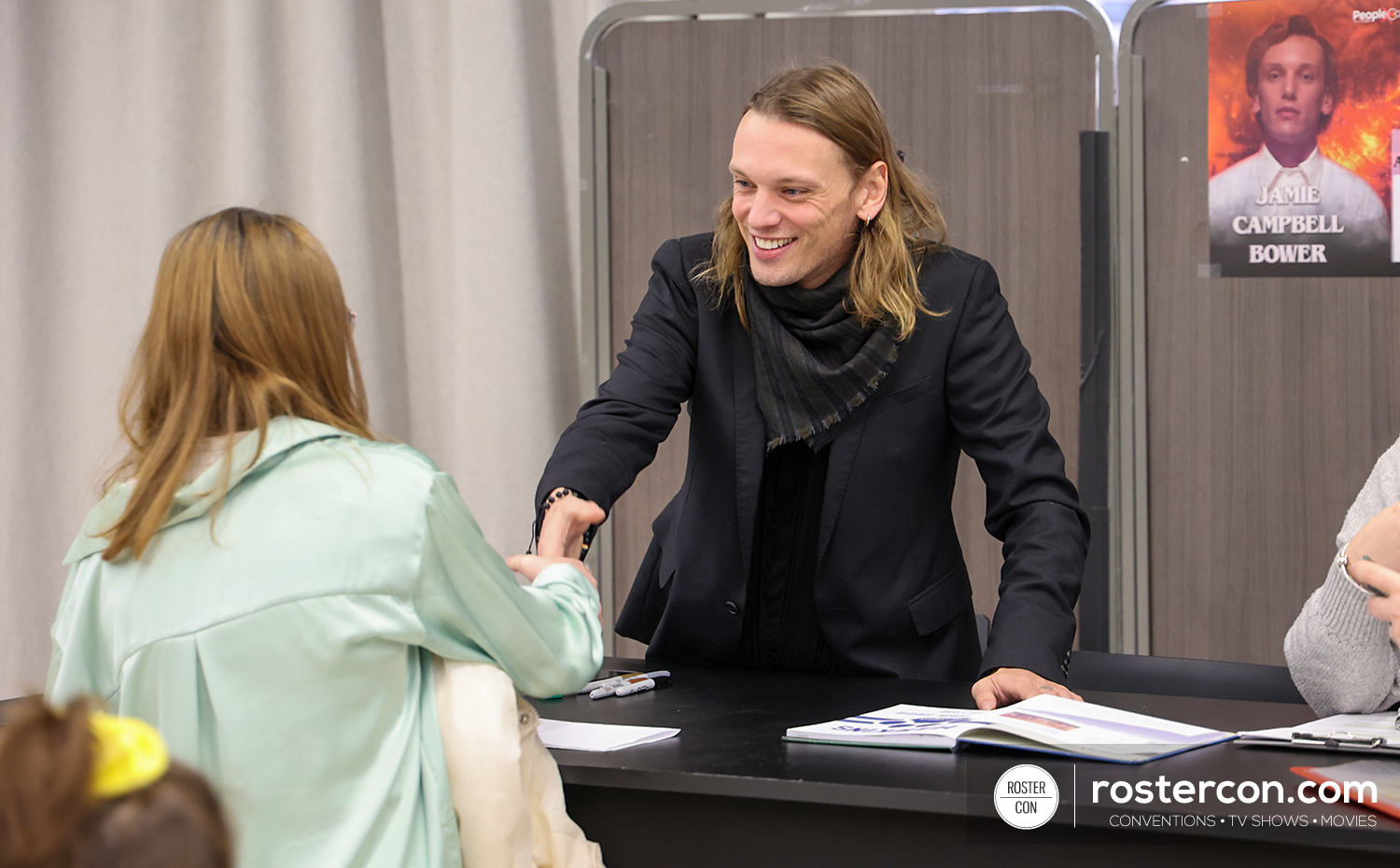 Autographes - Jamie Campbell Bower - Stranger Things - Stranger Fan Meet 6