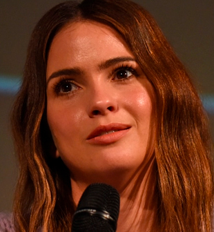 Convention séries / cinéma avec Shelley Hennig