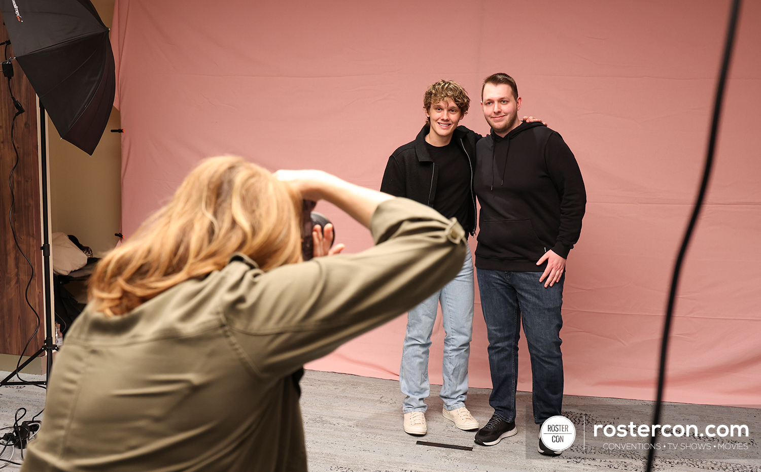 Photoshoot - Hunter Doohan - Wednesday - Dream It Fest Paris