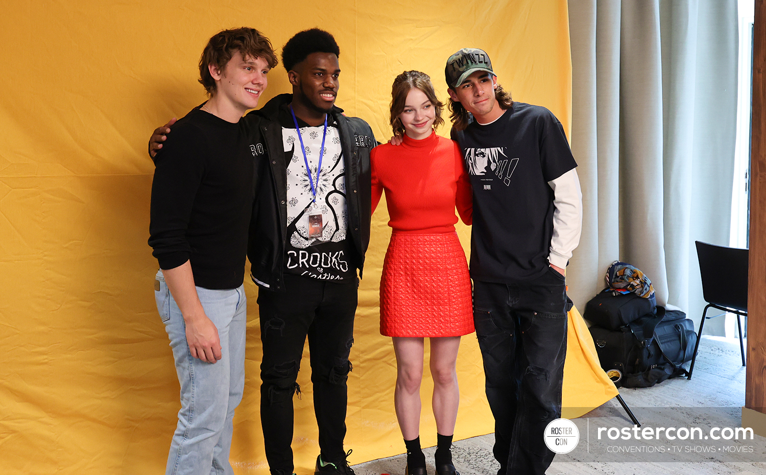 Photoshoot - Hunter Doohan, Emma Myers & Georgie Farmer - Wednesday - Dream It Fest Paris