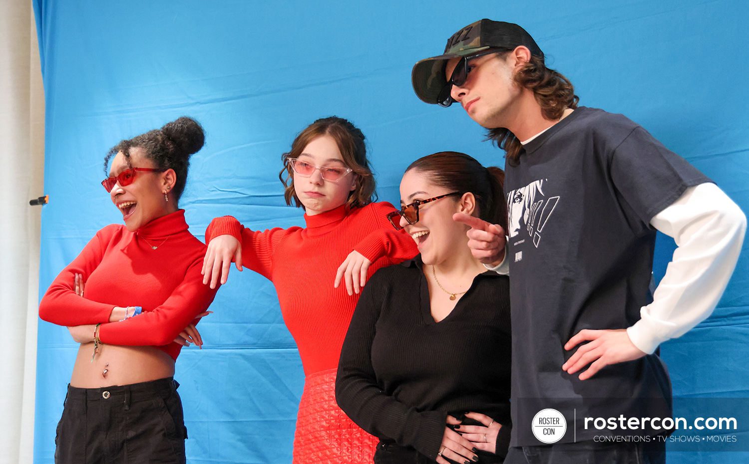 Photoshoot - Emma Myers & Georgie Farmer - Wednesday - Dream It Fest Paris