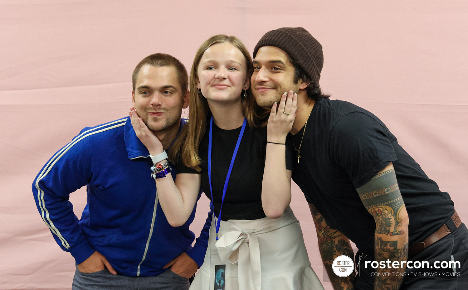 Teen Wolf Brasil  EM HIATUS on X: Tyler Posey é o primeiro convidado da Beacon  Hills Forever 2 evento realizado da Dream It Convertions,em Paris.   / X